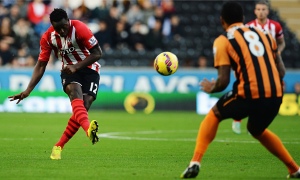 Victor Wanyama in action for Southampton.